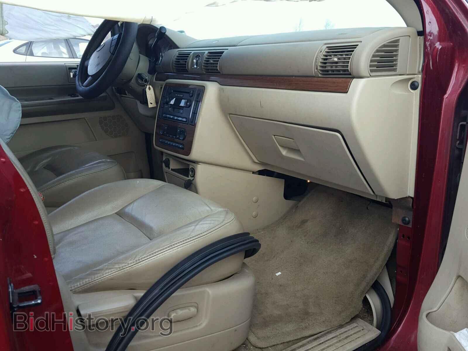 2004 FORD FREESTAR - VIN: 2FMDA58204BB11617 - Фото 5