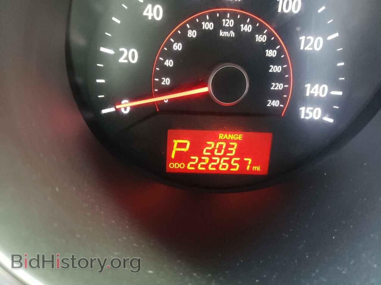 2011 KIA SORENTO - VIN: 5XYKUDA20BG176760 - Фото 9