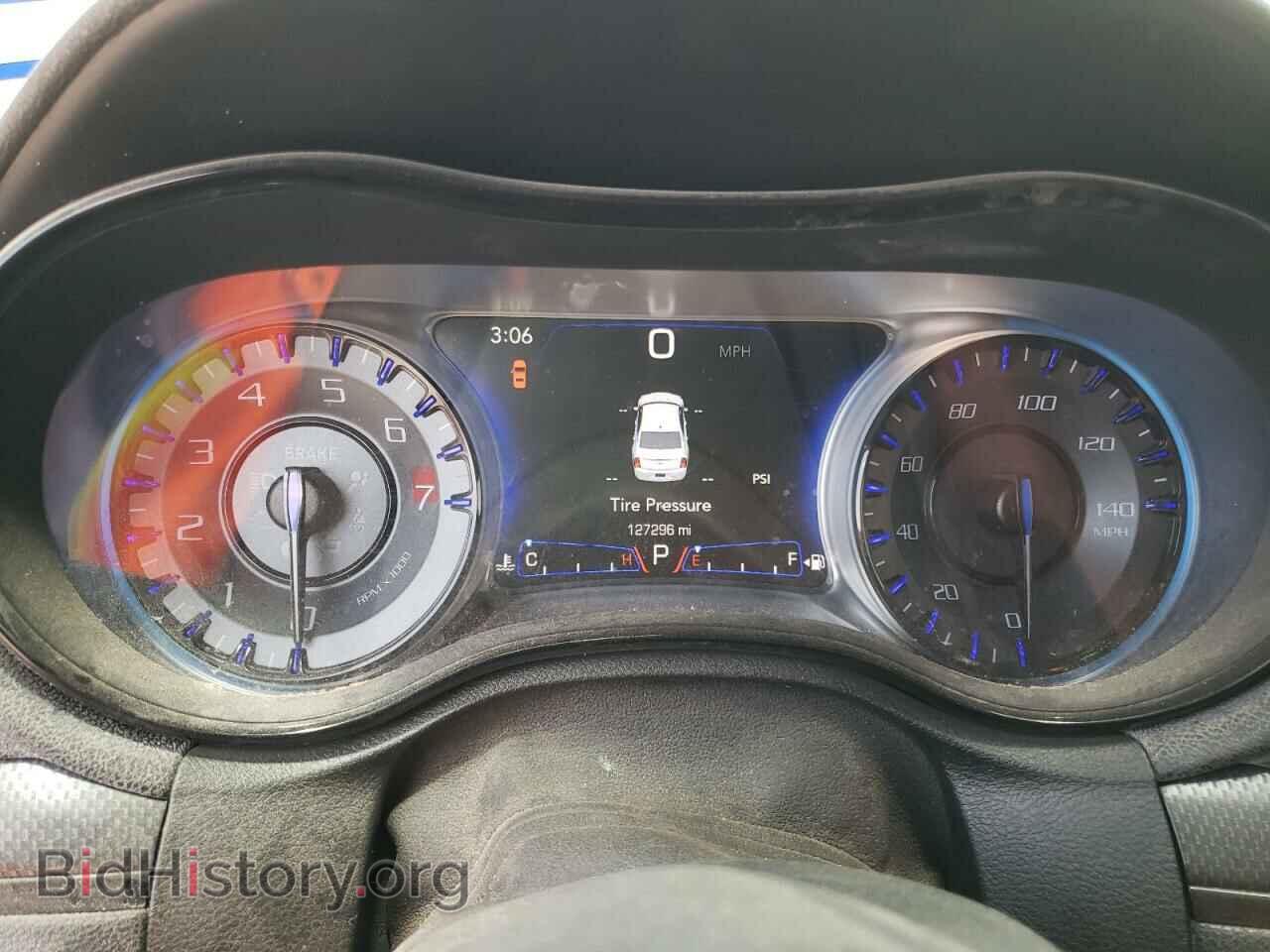 2015 CHRYSLER 300 - VIN: 2C3CCABG7FH781421 - Фото 8