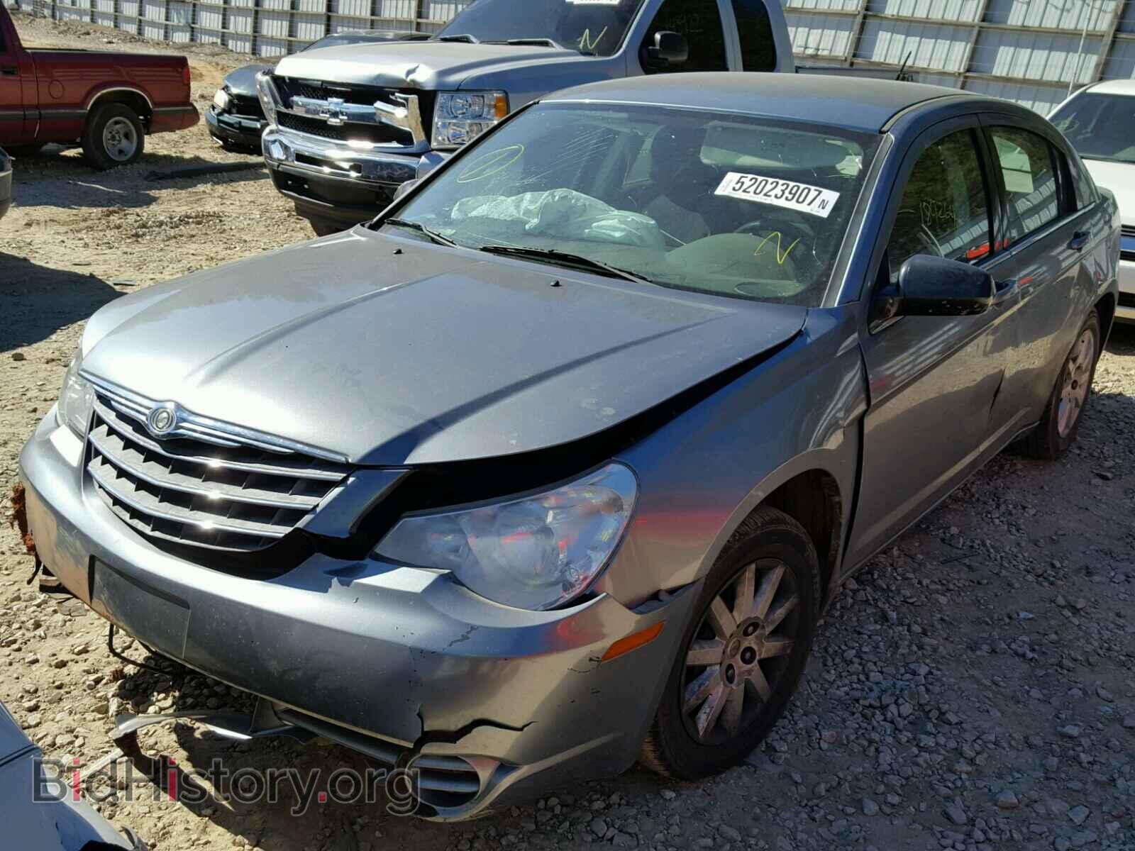 2010 CHRYSLER SEBRING - VIN: 1C3CC4FB6AN147985 - Фото 2