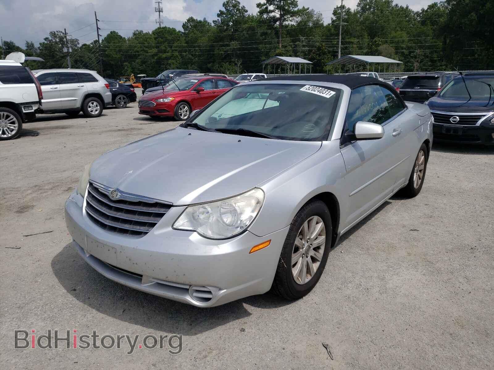 2010 CHRYSLER SEBRING - VIN: 1C3BC5ED4AN183436 - Фото 2