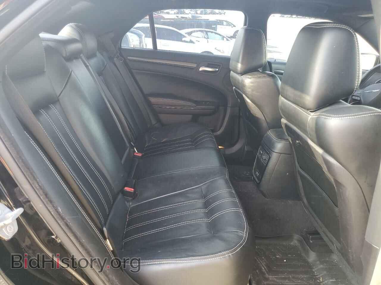 2016 CHRYSLER 300 - VIN: 2C3CCAGG4GH253281 - Photo 10