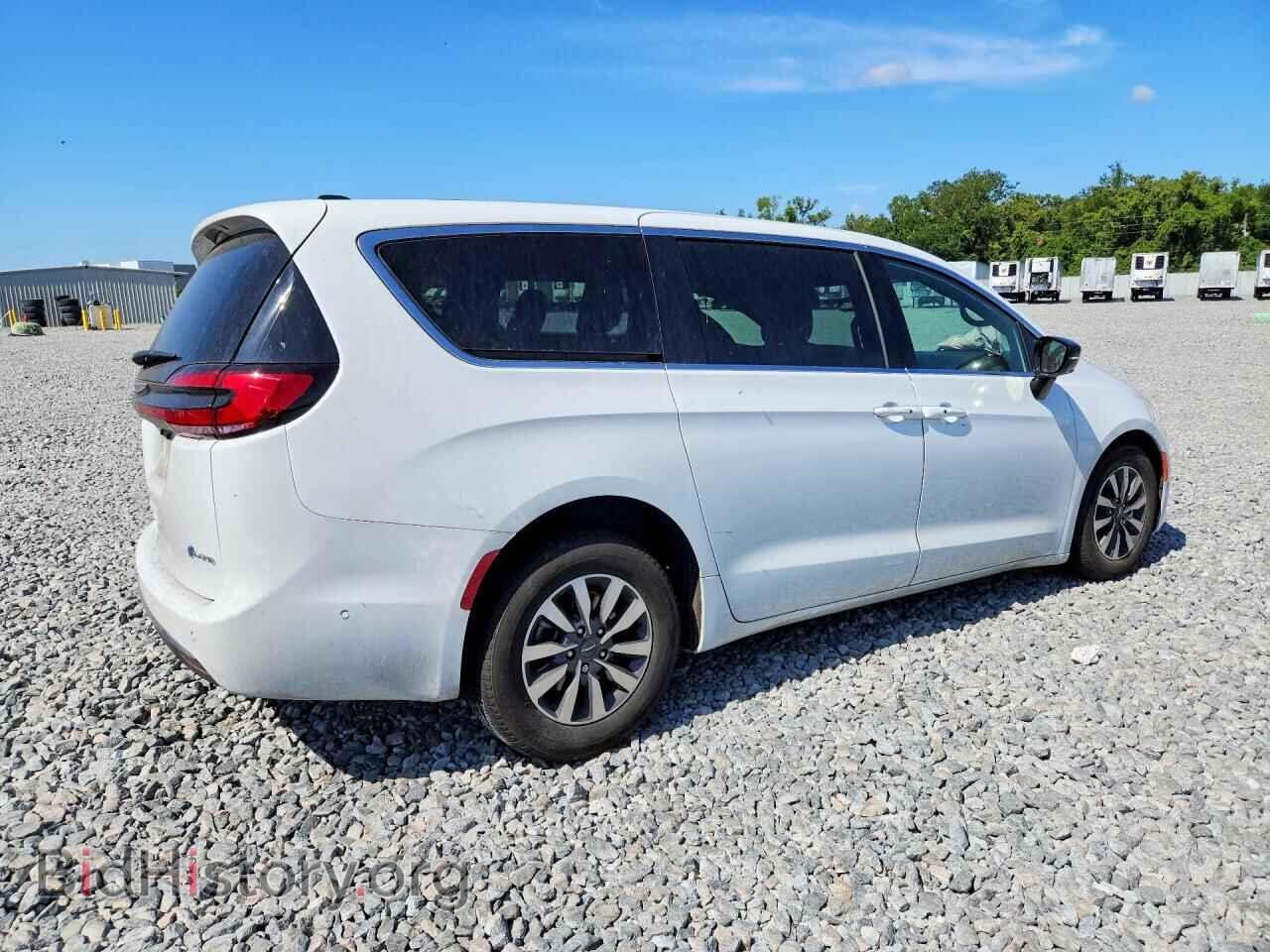 2025 CHRYSLER PACIFICA - VIN: 2C4RC1S77SR507839 - Photo 3