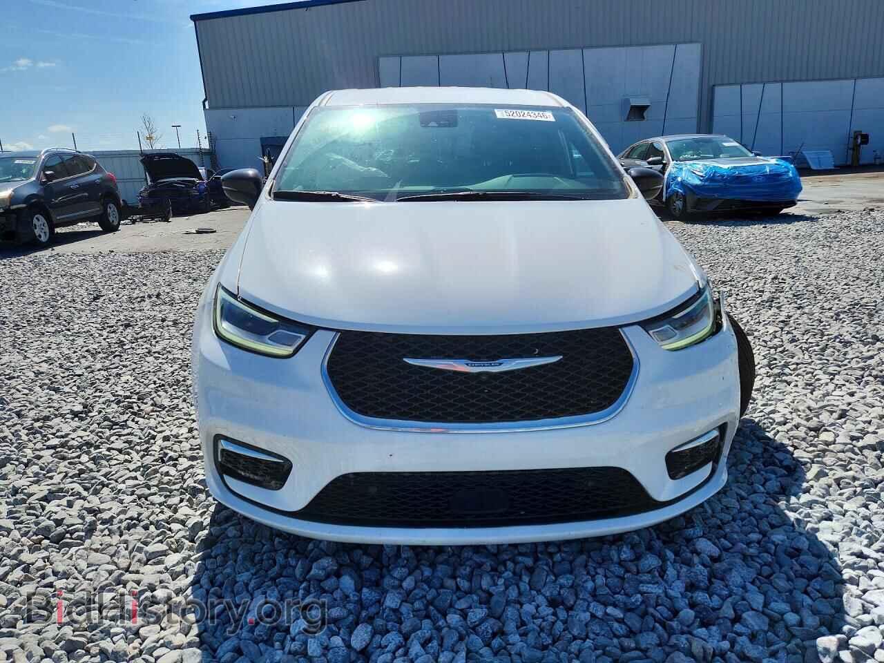 2025 CHRYSLER PACIFICA - VIN: 2C4RC1S77SR507839 - Photo 5