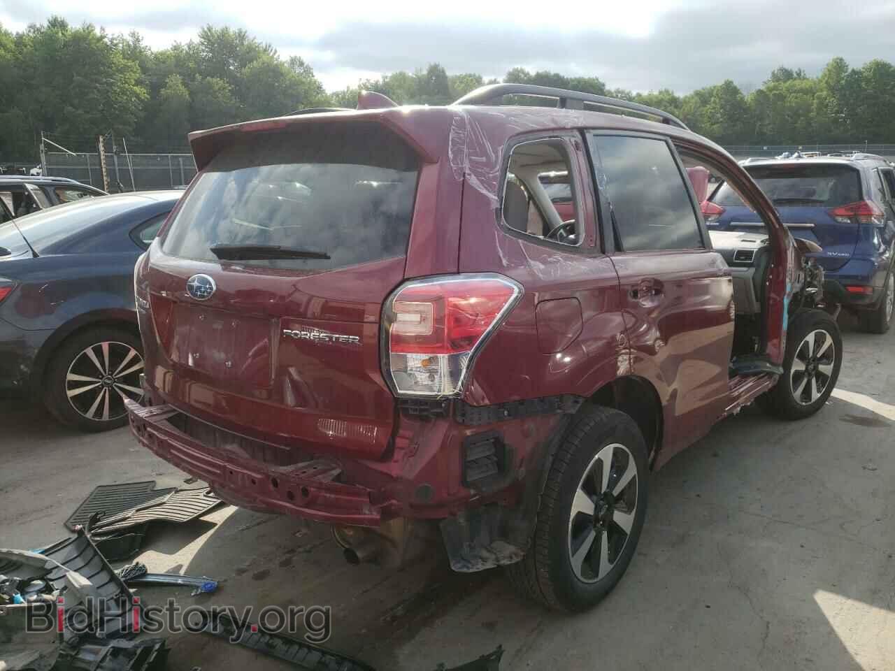 2018 SUBARU FORESTER - VIN: JF2SJAEC2JH601963 - Фото 4