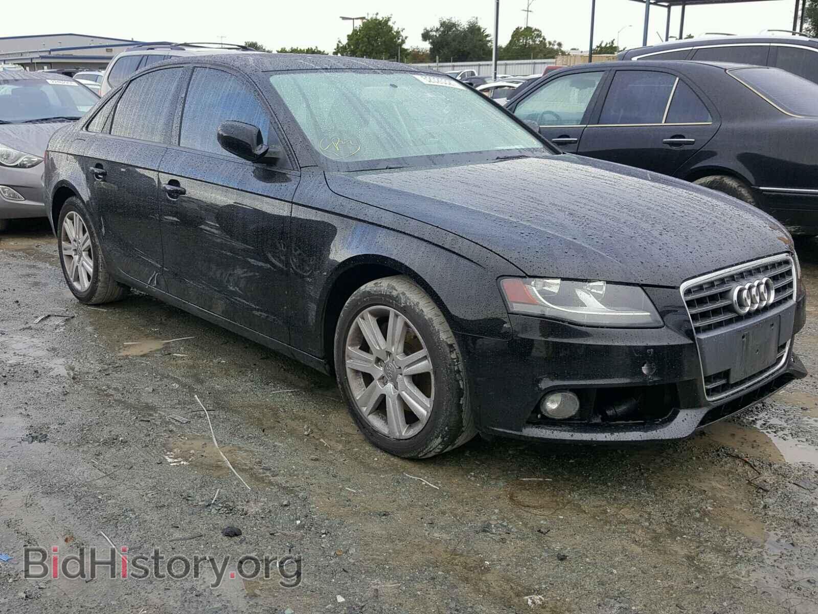Photo WAUAFAFLXBN036940 - AUDI A4 2011