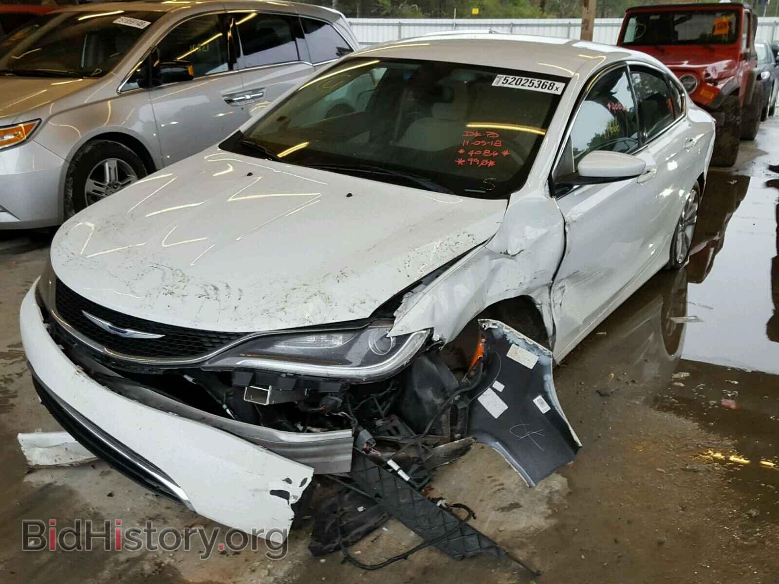 2015 CHRYSLER 200 - VIN: 1C3CCCAB8FN724086 - Photo 2