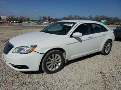 2013 Chrysler 200 Touring, белый — VIN 1C3CCBBB1DN650063, Copart