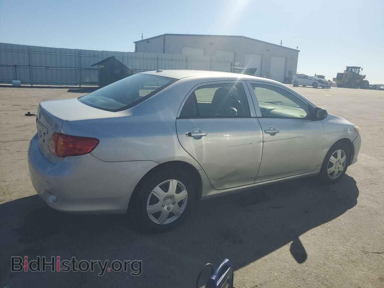 2010 TOYOTA COROLLA - VIN: 2T1BU4EE5AC249524 - Фото 3
