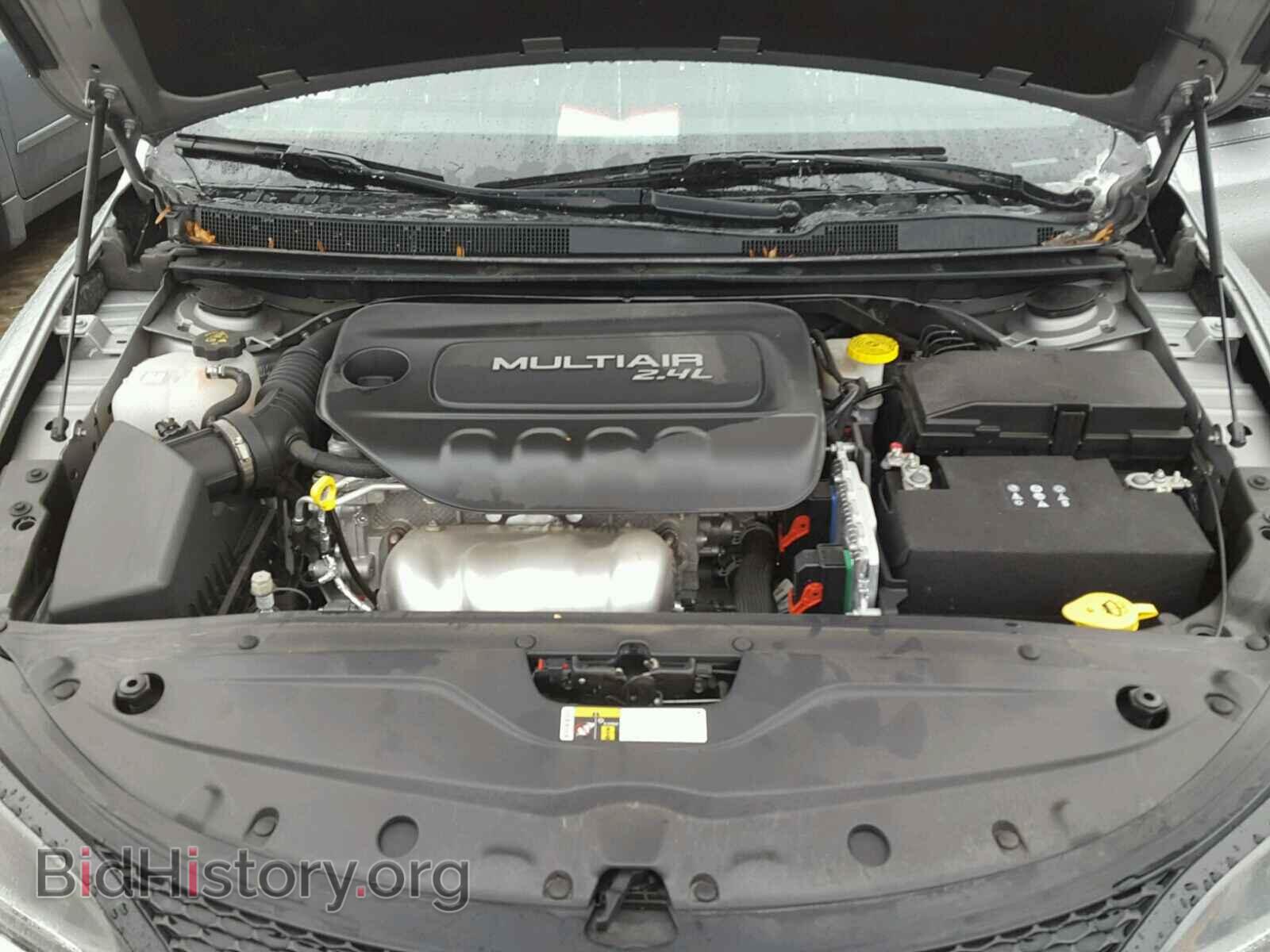 2016 CHRYSLER 200 - VIN: 1C3CCCBB7GN100490 - Фото 7