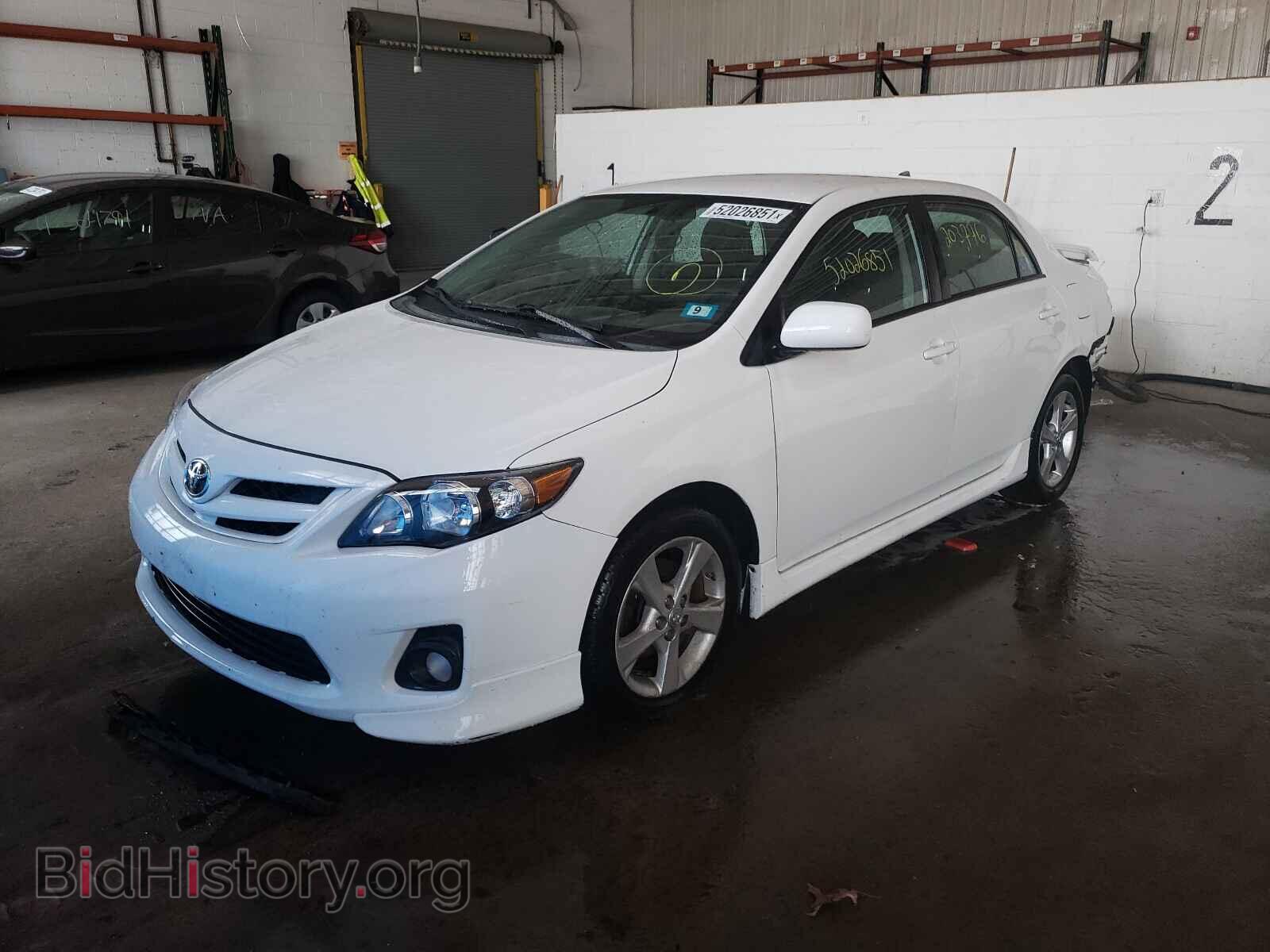 2011 TOYOTA COROLLA - VIN: 2T1BU4EE9BC596470 - Фото 2