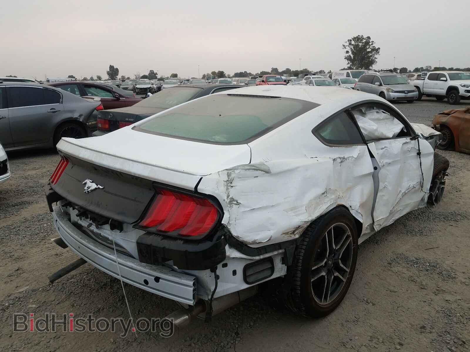 2020 FORD MUSTANG - VIN: 1FA6P8TH4L5126204 - Фото 4