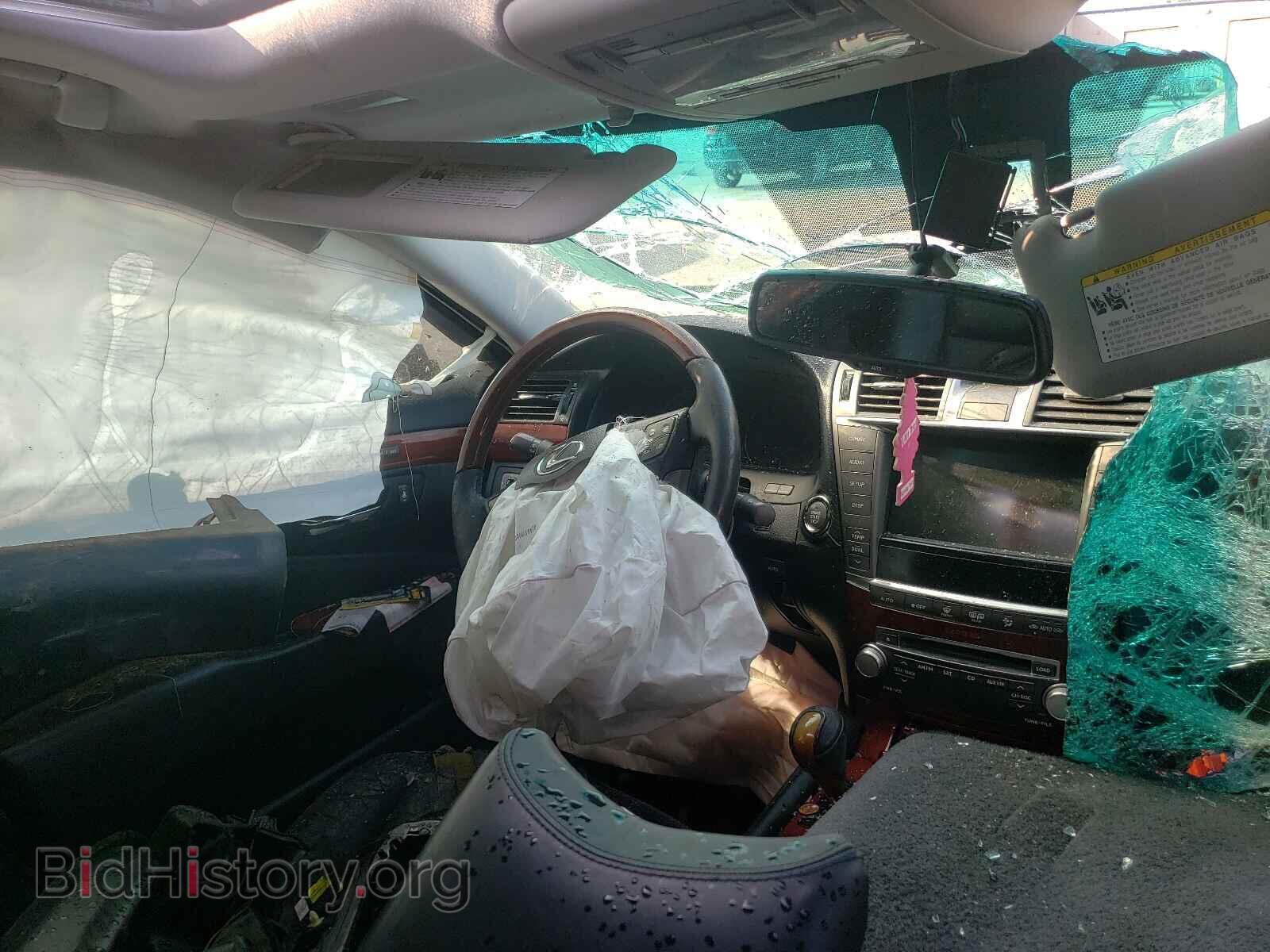2010 LEXUS LS460 - VIN: JTHBL5EF2A5091799 - Photo 8