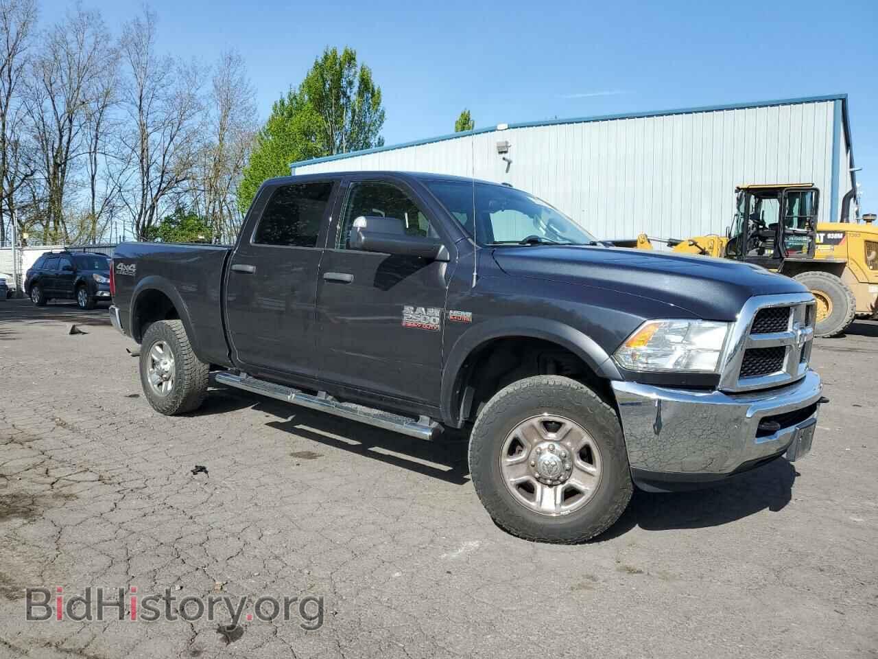 2018 RAM All Models - VIN: 3C6UR5CJ7JG231720 - Photo 4