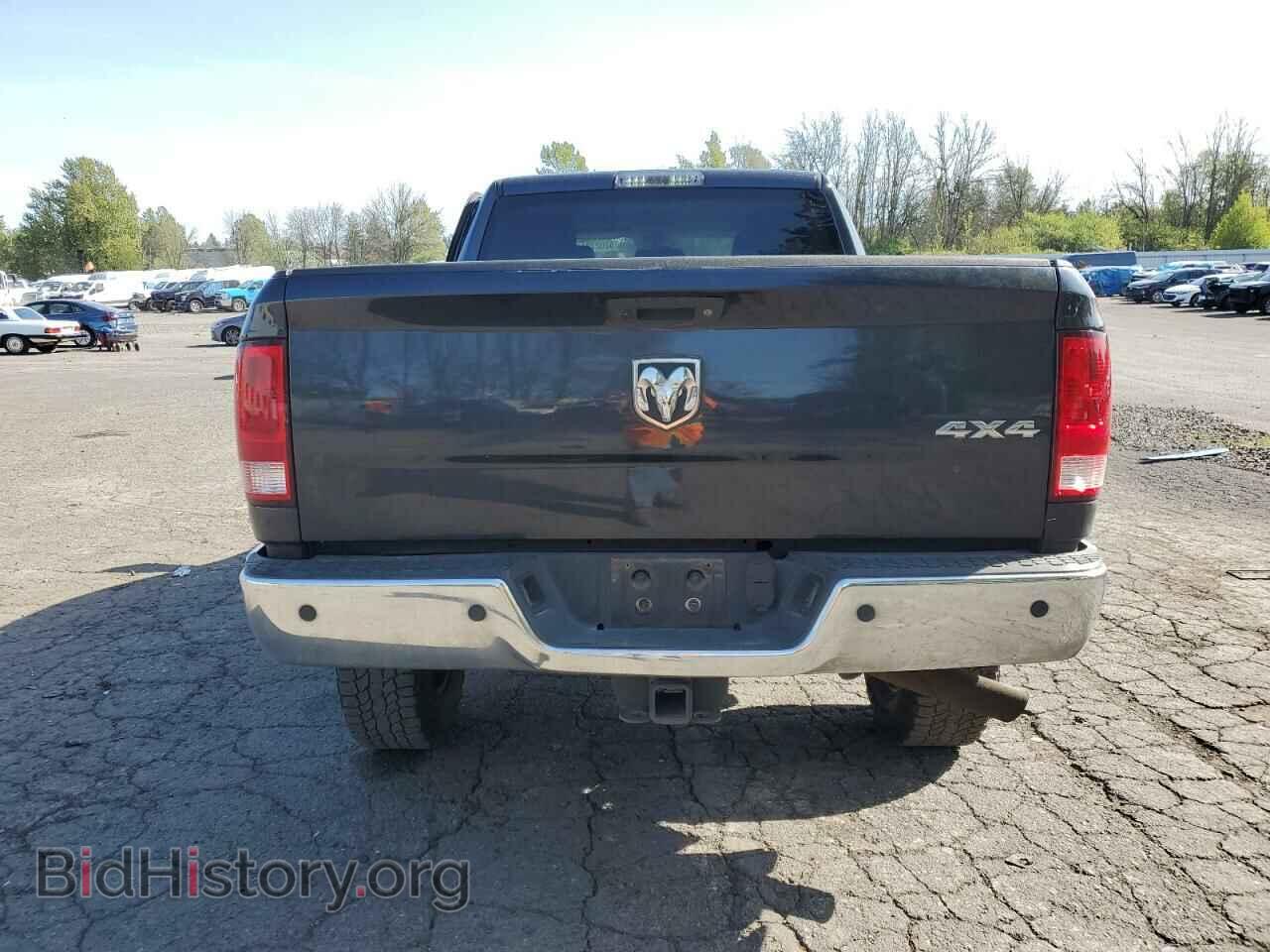 2018 RAM All Models - VIN: 3C6UR5CJ7JG231720 - Photo 6
