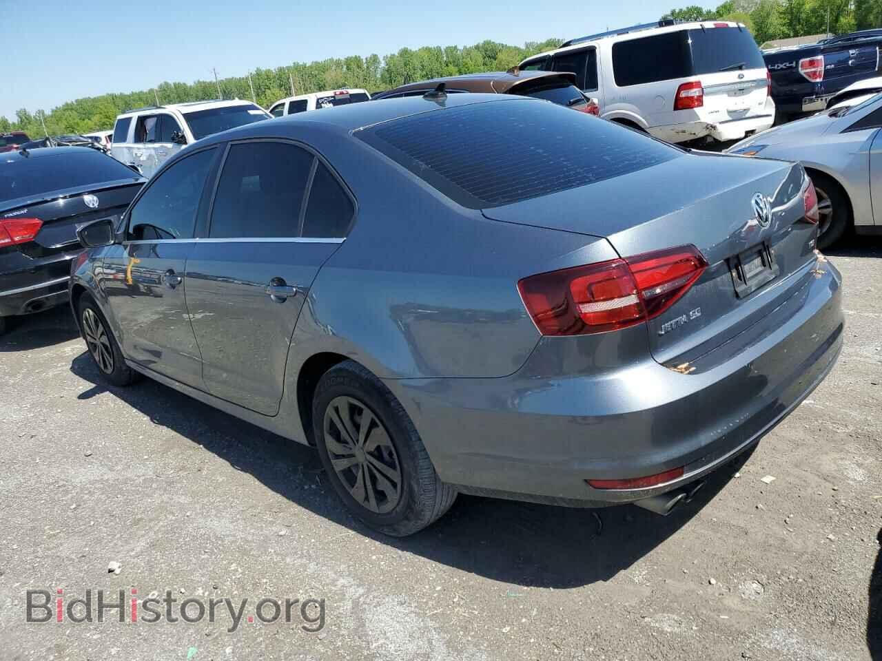 2017 VOLKSWAGEN JETTA - VIN: 3VWDB7AJ9HM366900 - Фото 2