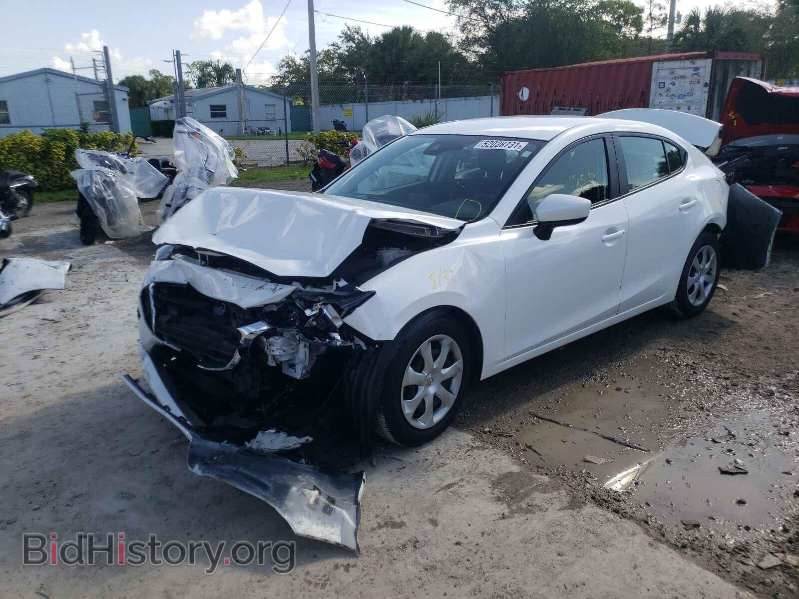 2018 MAZDA 3 - VIN: 3MZBN1U75JM244701 - Фото 2