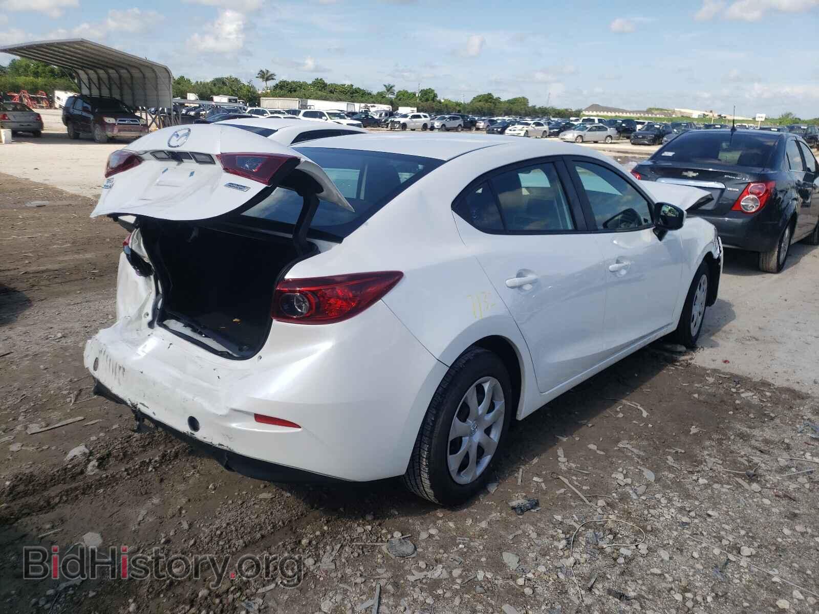 2018 MAZDA 3 - VIN: 3MZBN1U75JM244701 - Фото 4