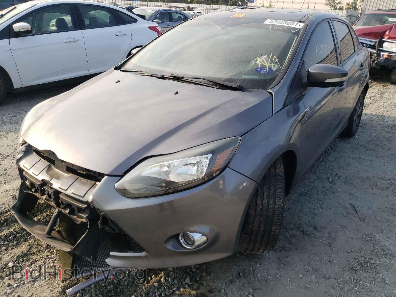 2013 FORD FOCUS - VIN: 1FADP3F22DL308403 - Photo 2