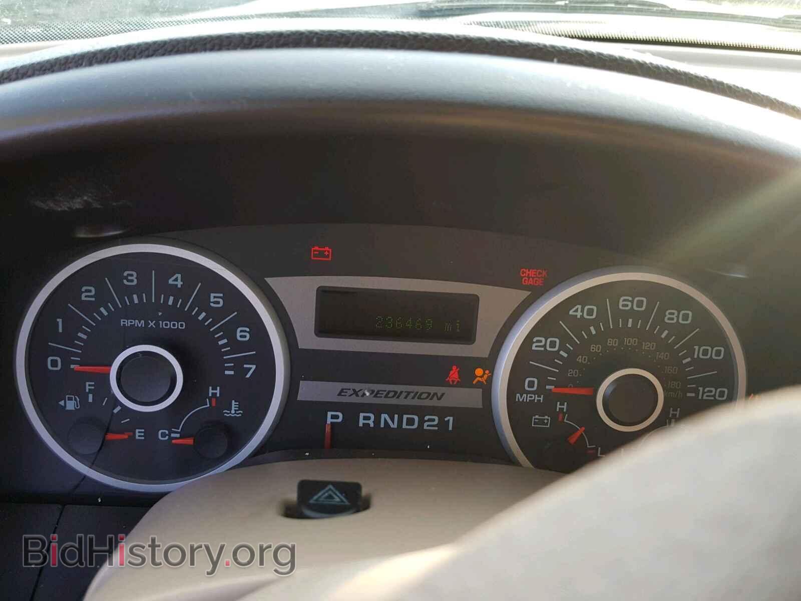 2006 FORD EXPEDITION - VIN: 1FMPU17596LA49579 - Фото 8