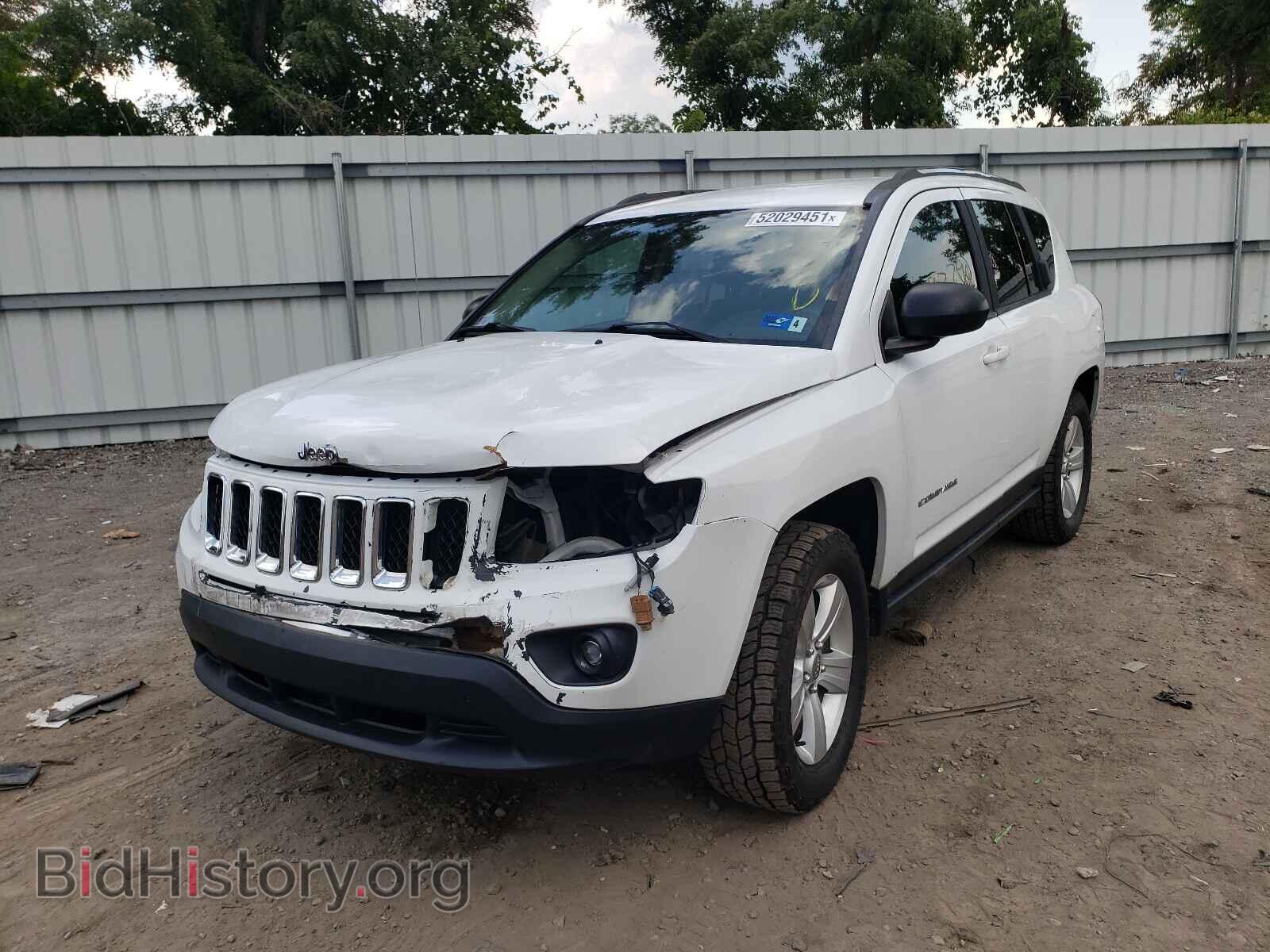 2014 JEEP COMPASS - VIN: 1C4NJDBBXED892539 - Фото 2