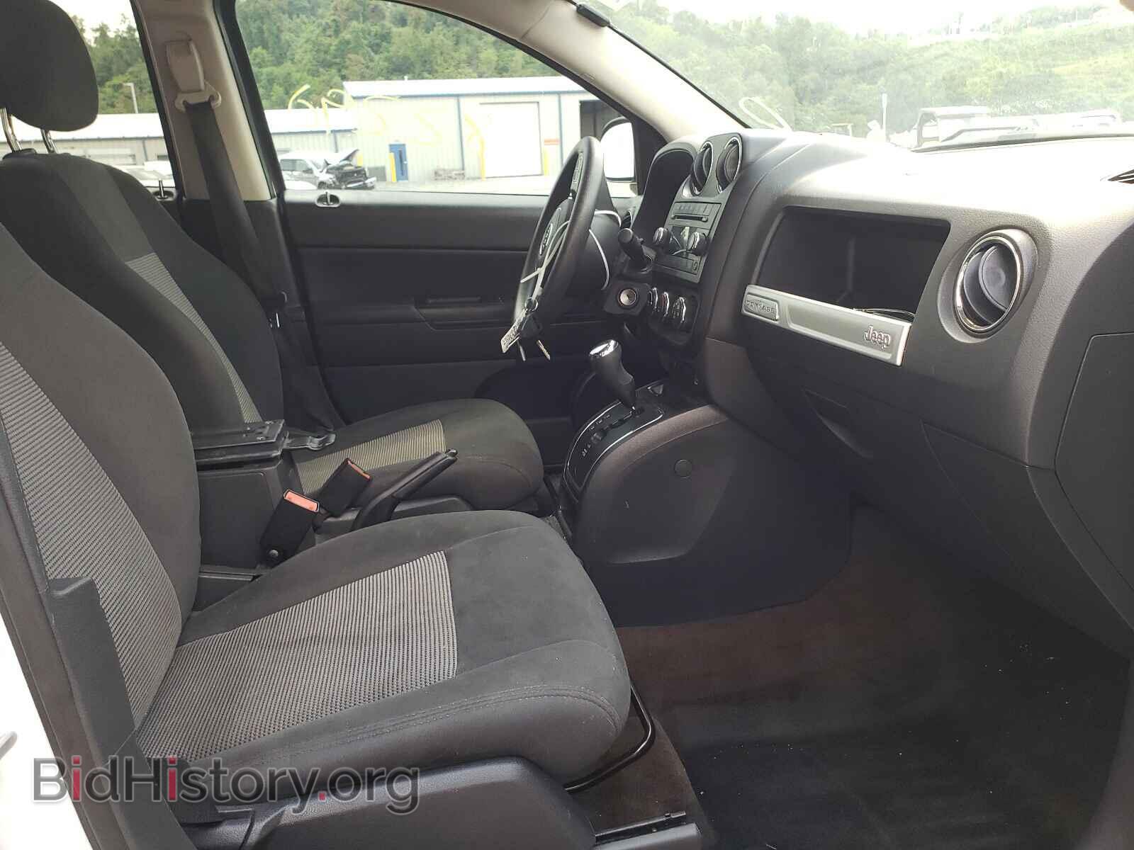 2014 JEEP COMPASS - VIN: 1C4NJDBBXED892539 - Фото 5