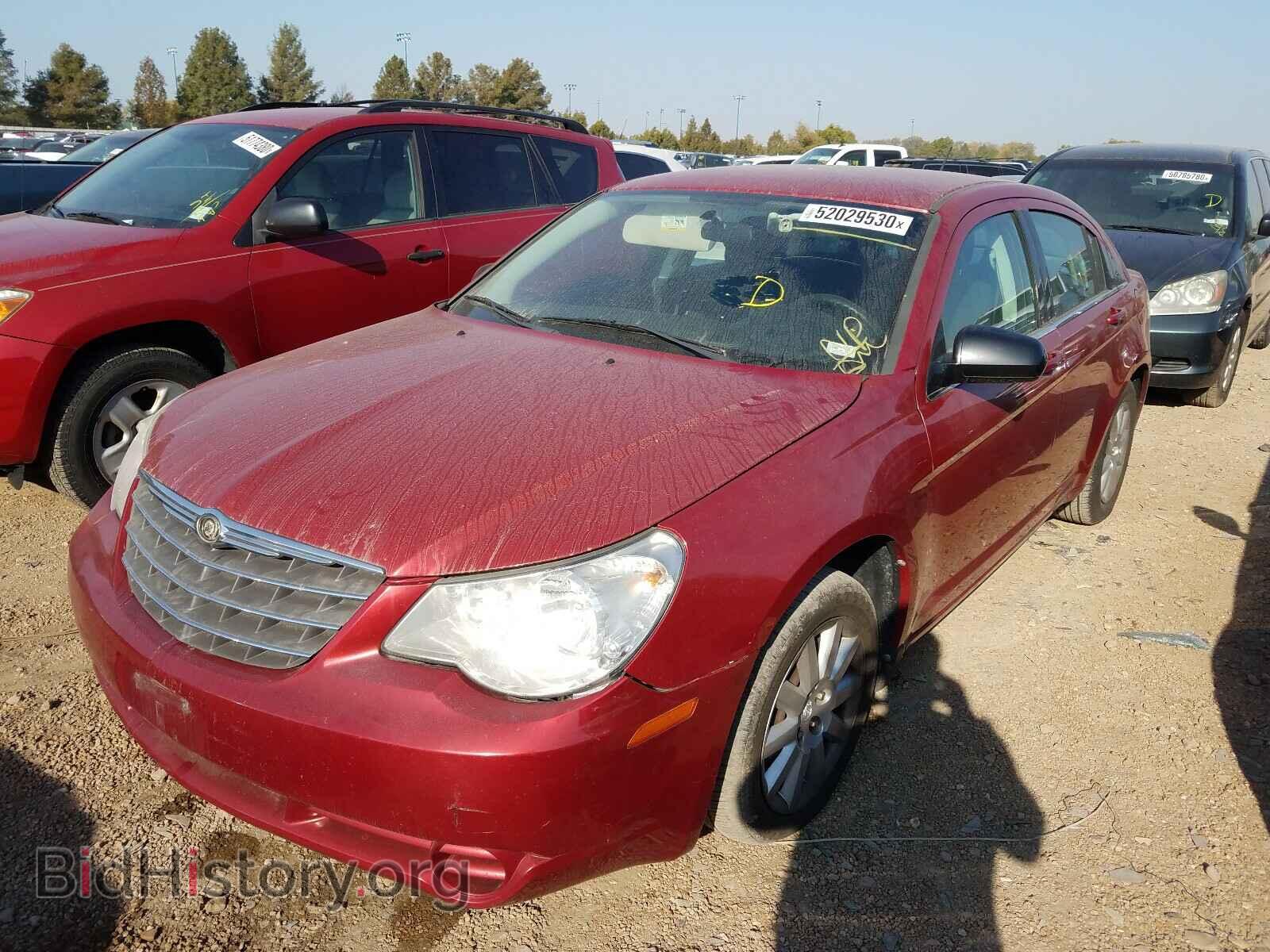 2010 CHRYSLER SEBRING - VIN: 1C3CC4FB1AN173720 - Фото 2