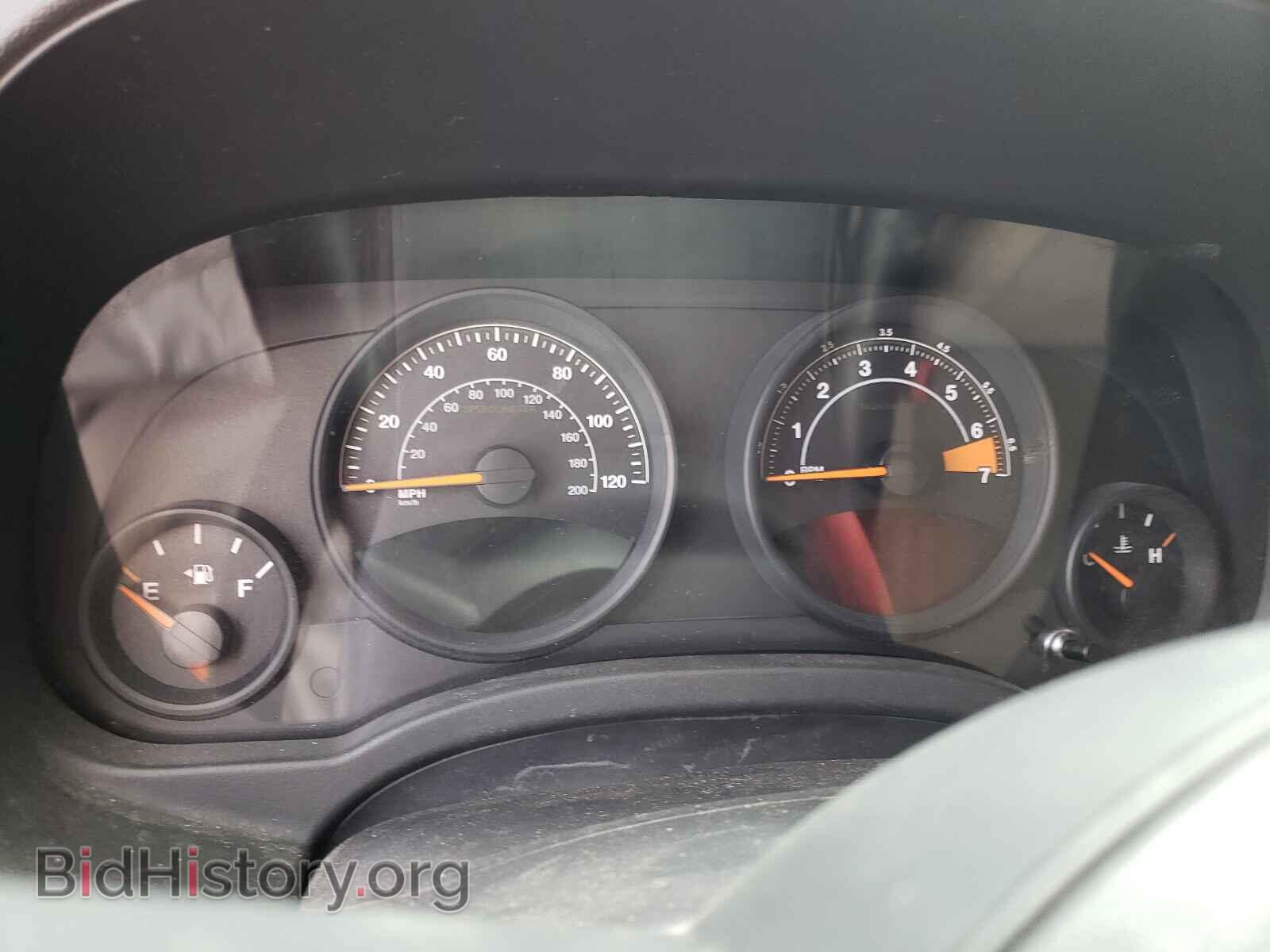 2014 JEEP COMPASS - VIN: 1C4NJCBB9ED794239 - Photo 8