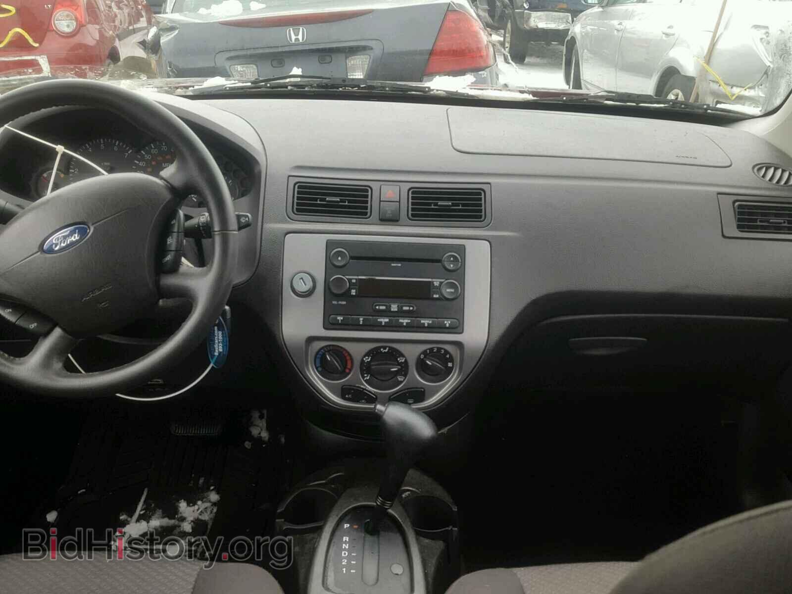 2007 FORD FOCUS - VIN: 1FAHP37N37W325739 - Фото 9