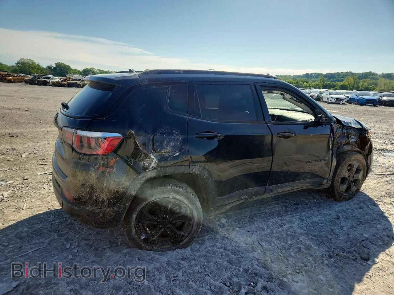 2018 JEEP COMPASS - VIN: 3C4NJCBB8JT408253 - Фото 3
