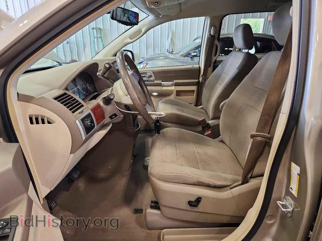 2008 CHRYSLER MINIVAN - VIN: 2A8HR54P68R635344 - Фото 7