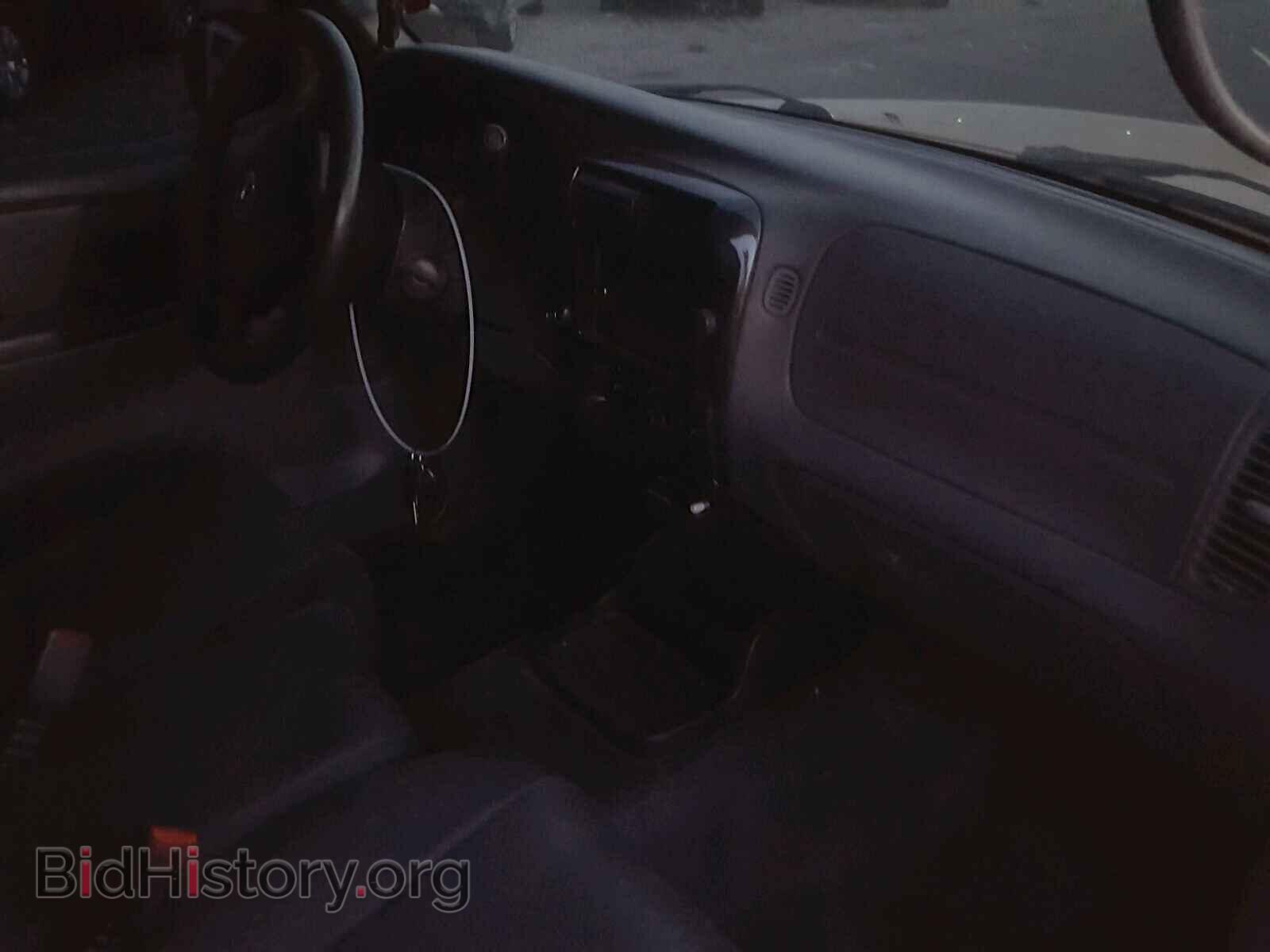 2004 MAZDA B2300 - VIN: 4F4YR12DX4TM11058 - Фото 9