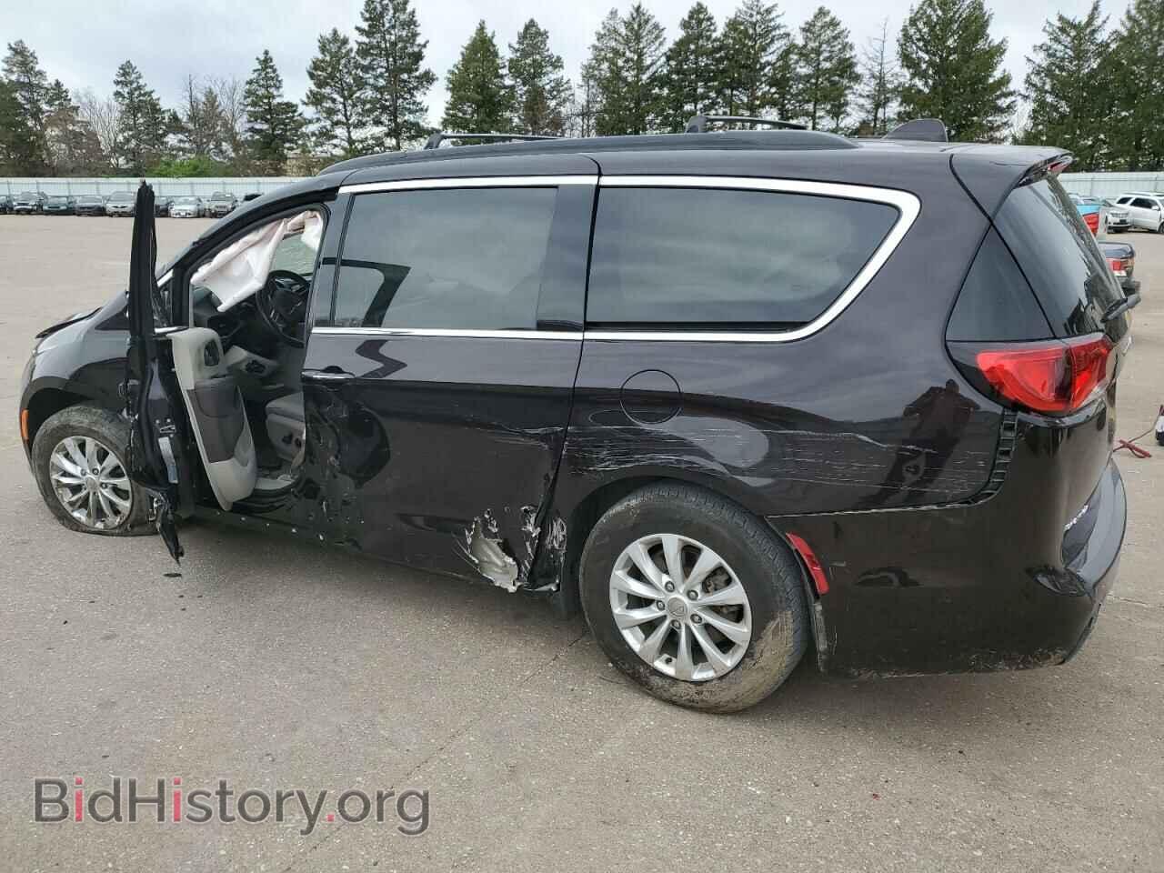 2019 CHRYSLER PACIFICA - VIN: 2C4RC1FG6KR658004 - Фото 2