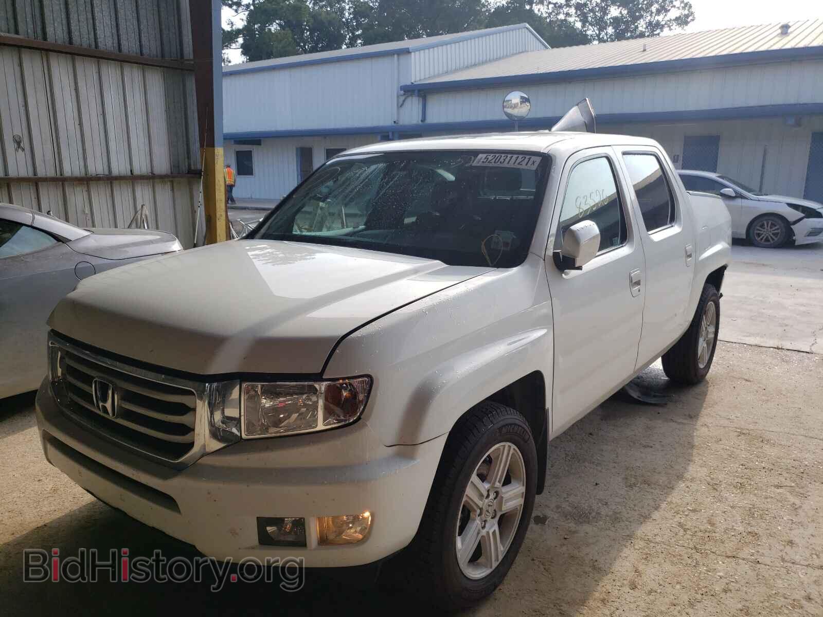 2014 HONDA RIDGELINE - VIN: 5FPYK1F59EB002030 - Фото 2