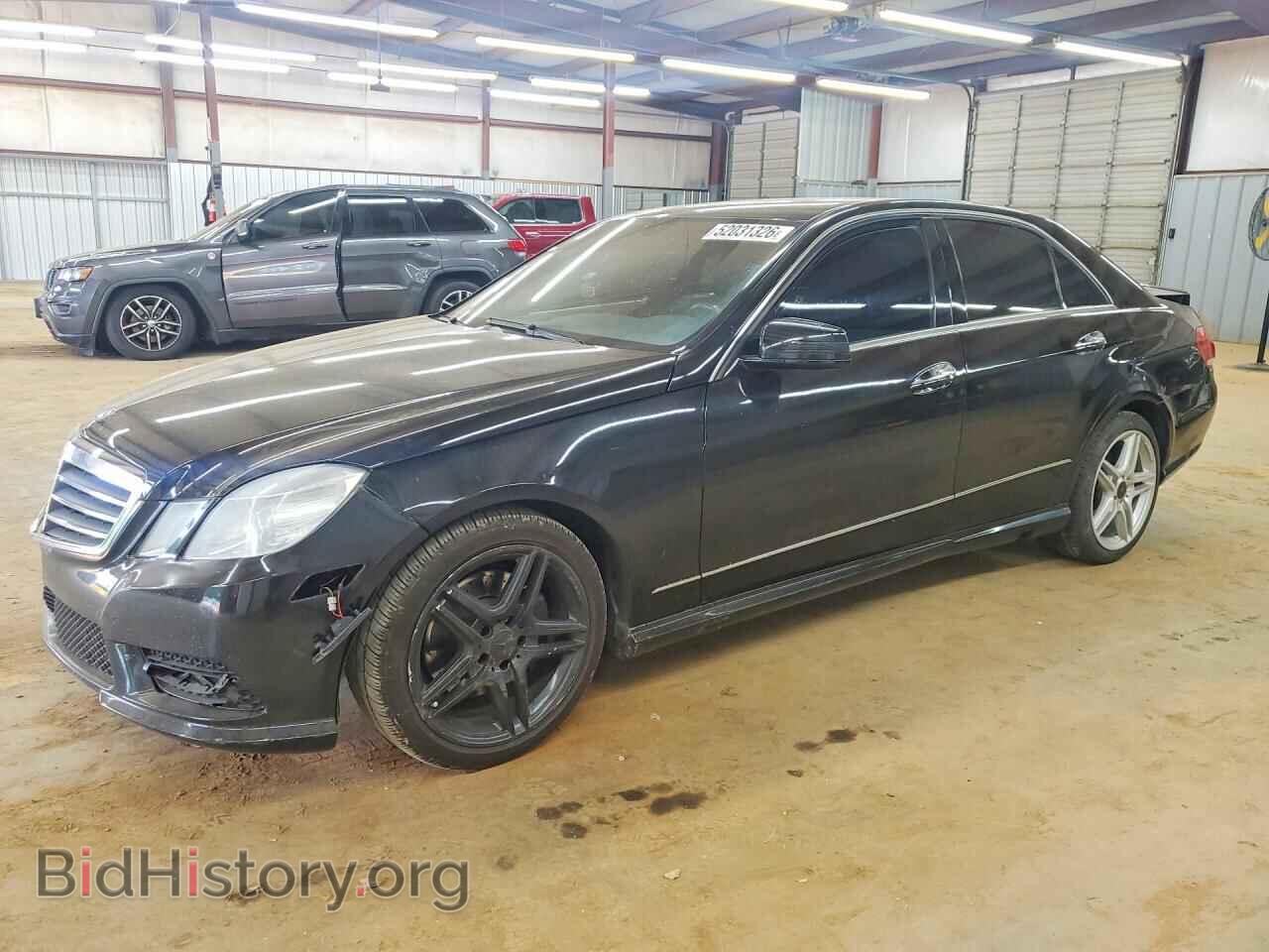 Photo WDDHF8JB6DA758222 - MERCEDES-BENZ E-CLASS 2013