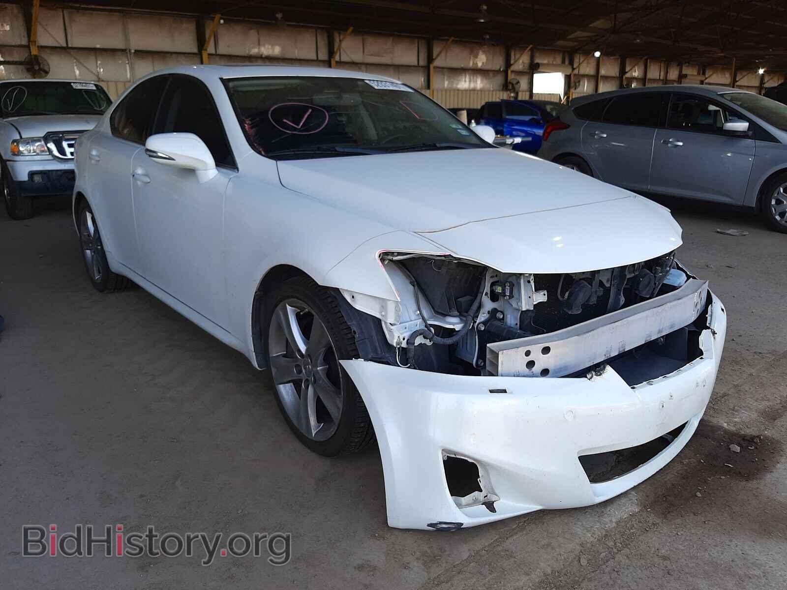 Photo JTHBE5C25B5027039 - LEXUS IS 2011