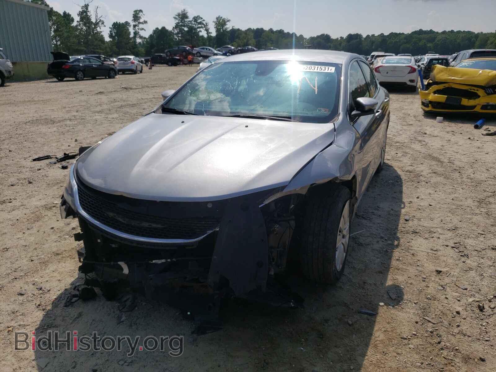 2017 CHRYSLER 200 - VIN: 1C3CCCFB3HN512448 - Фото 2