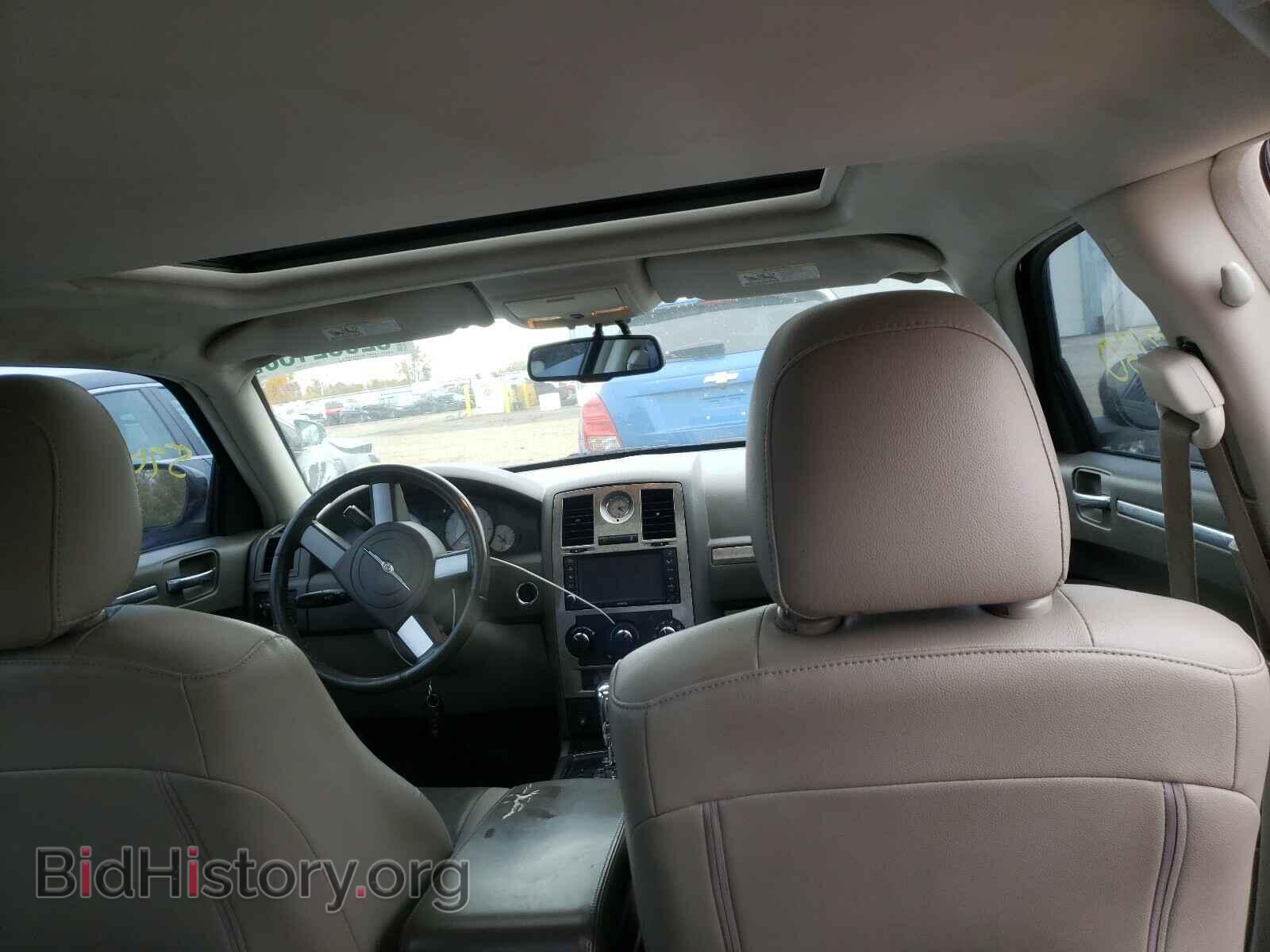 2008 CHRYSLER 300 - VIN: 2C3LA53G48H319655 - Фото 9