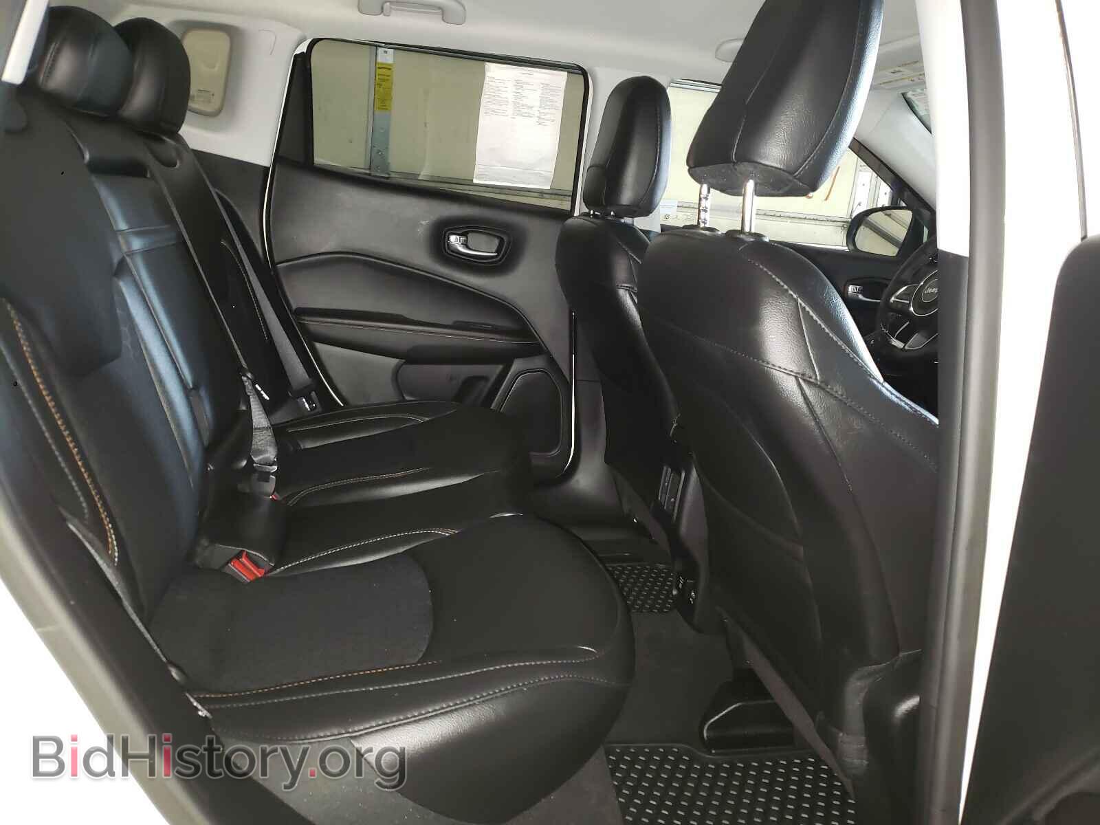 2019 JEEP COMPASS - VIN: 3C4NJDBB2KT690042 - Фото 6