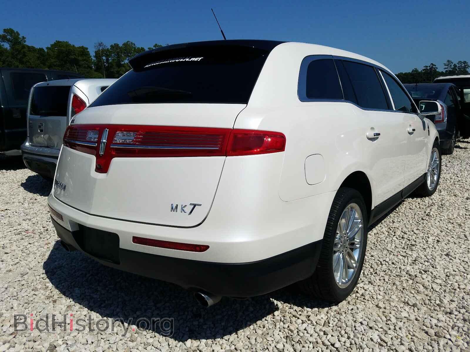 2019 LINCOLN MKT - VIN: 2LMHJ5ATXKBL01236 - Фото 4