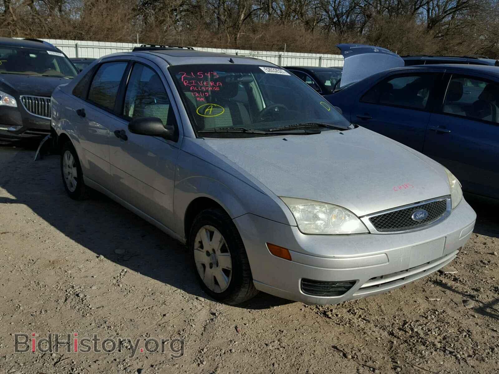 Photo 1FAHP34N07W314671 - FORD FOCUS 2007