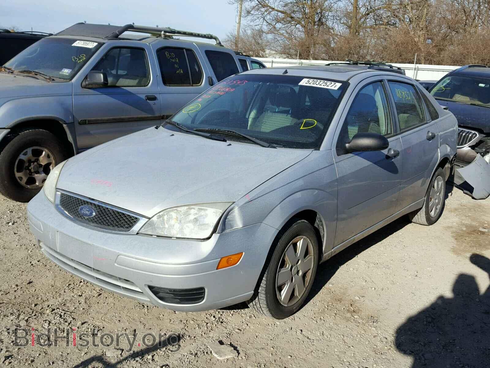 2007 FORD FOCUS - VIN: 1FAHP34N07W314671 - Фото 2