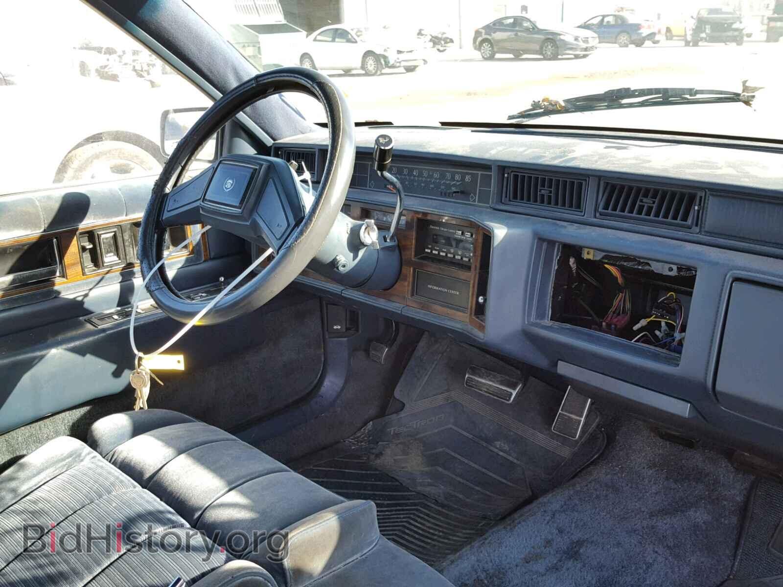 1988 CADILLAC DEVILLE - VIN: 1G6CD5158J4352216 - Photo 9