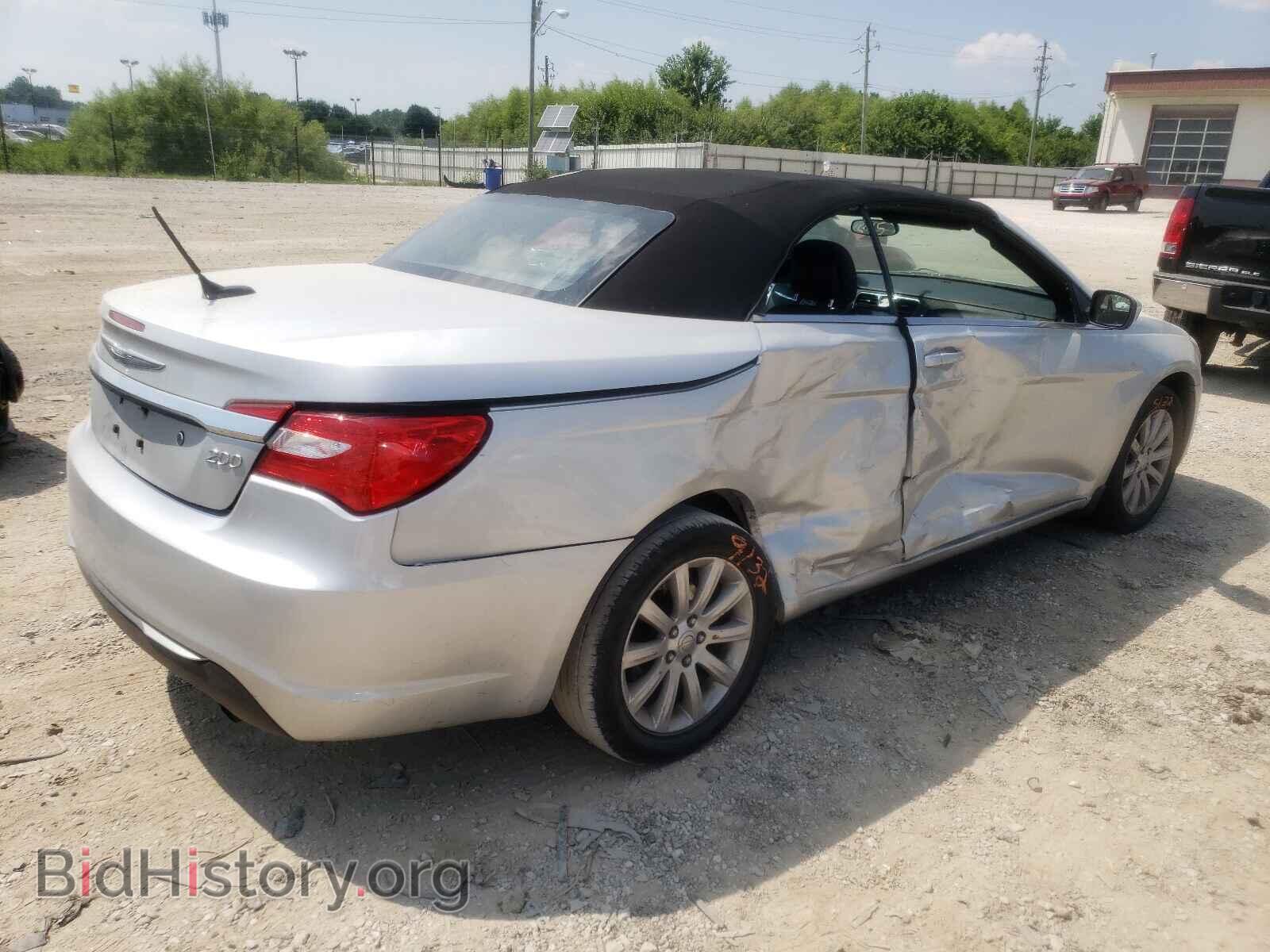 2012 CHRYSLER 200 - VIN: 1C3BCBEB0CN215573 - Фото 4