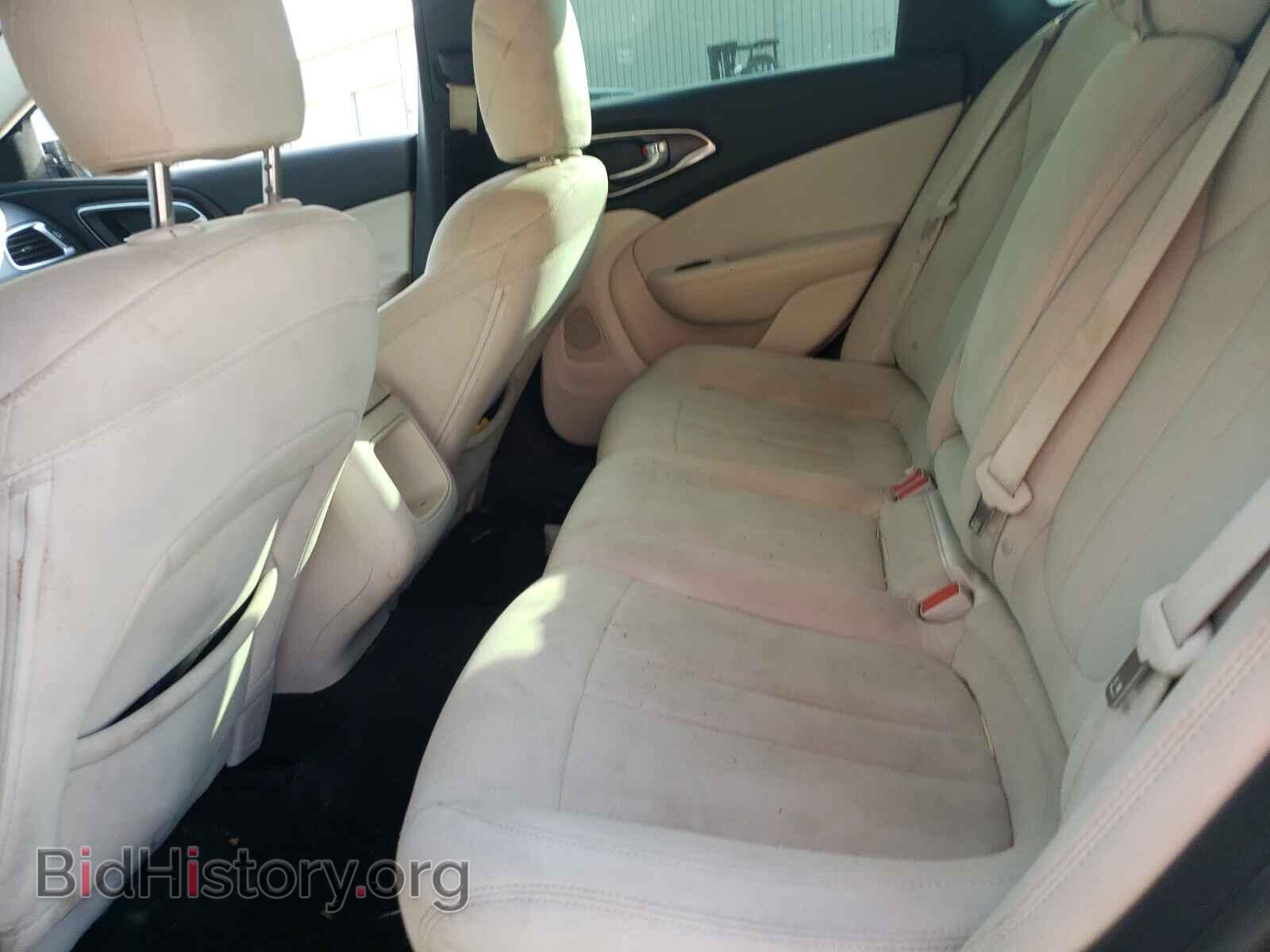 2016 CHRYSLER 200 - VIN: 1C3CCCAB6GN108484 - Фото 6