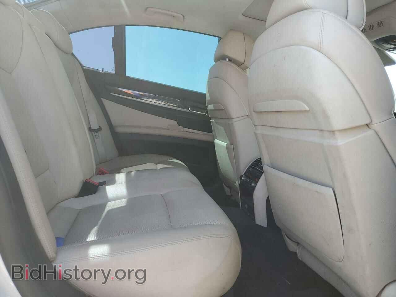 2011 BMW 7 SERIES - VIN: WBAKA4C50BC612878 - Фото 10