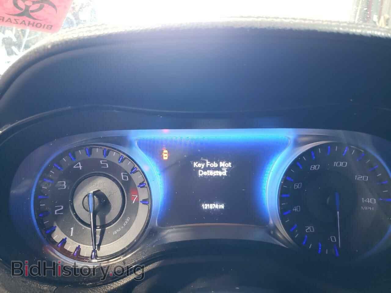 2017 CHRYSLER 300 - VIN: 2C3CCABG3HH646312 - Фото 9