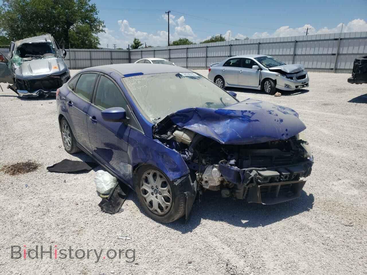 Photo 1FAHP3F28CL267243 - FORD FOCUS 2012