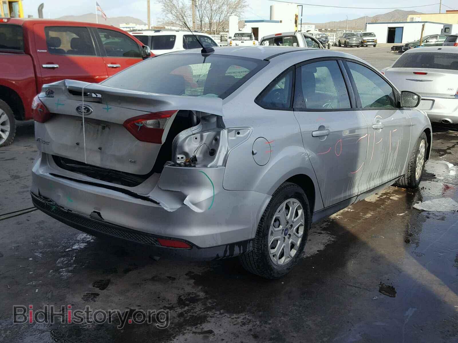 2012 FORD FOCUS - VIN: 1FAHP3F22CL235405 - Photo 4
