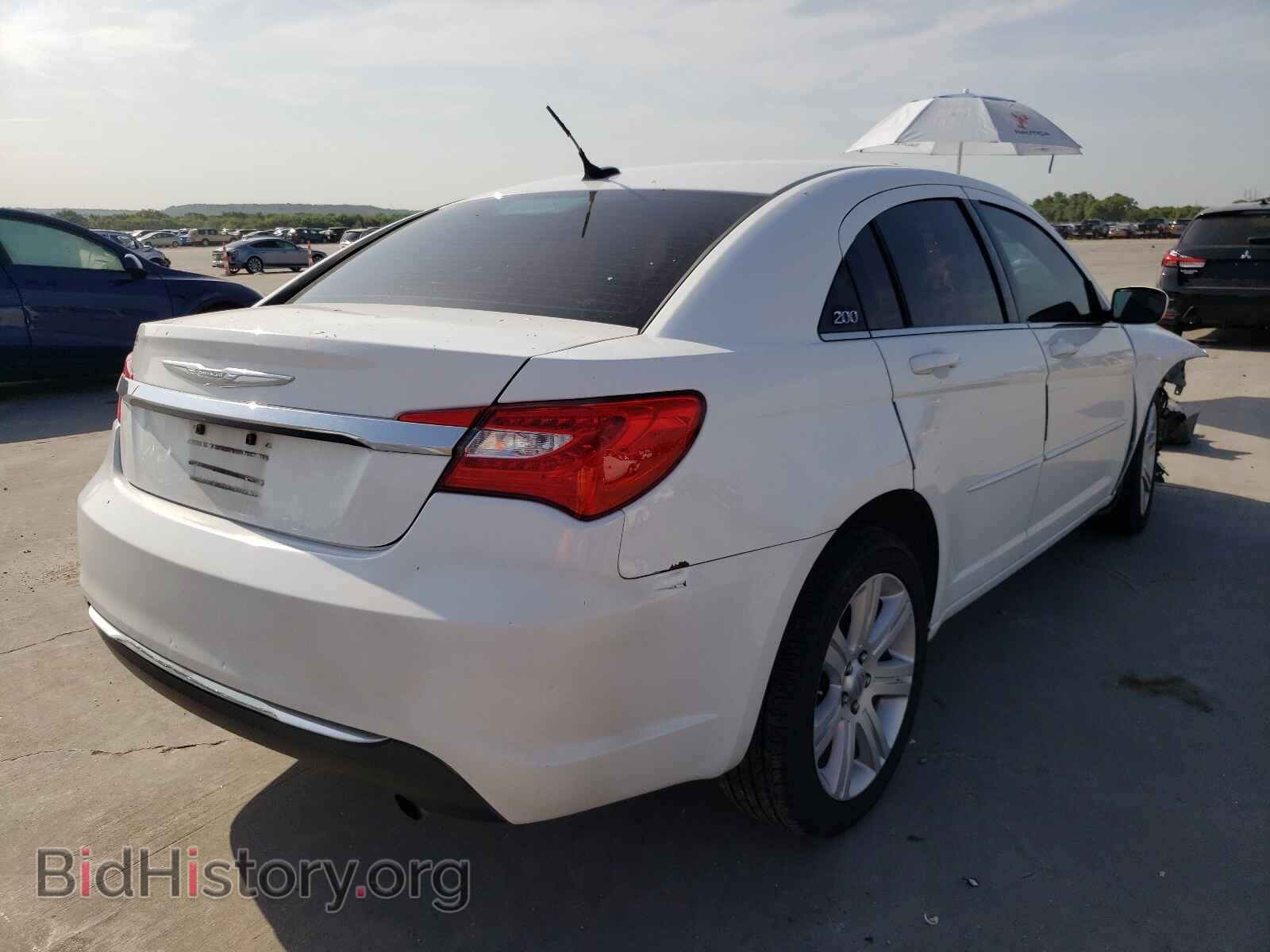 2013 CHRYSLER 200 - VIN: 1C3CCBBB5DN666010 - Фото 4